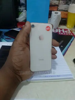 Apple iPhone 8 64 GB Gold
