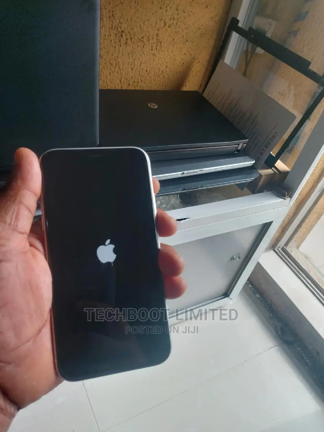 Apple iPhone XR 128 GB White