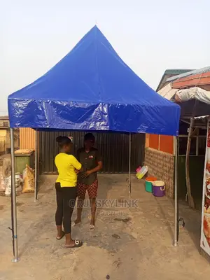8ft by 8ft Tent
