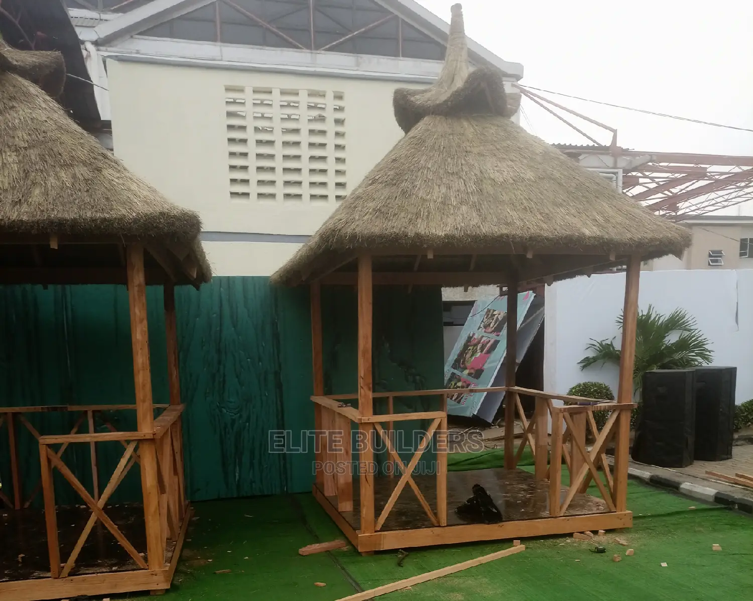 Natural Bush Bar Gazebo Hut