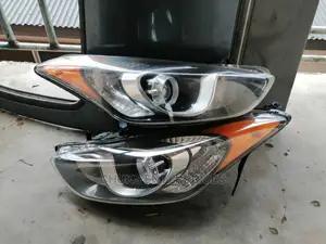 Hyundai Elantra Gt Headlight Tokunbo