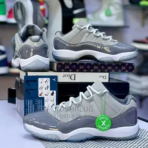 Air Jordan Xi Retro Low ‘ Cool Grey L