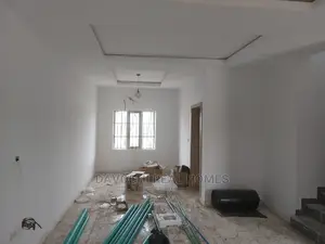 3bdrm Duplex in Immediately After, Lekki Phase 2 for rent
