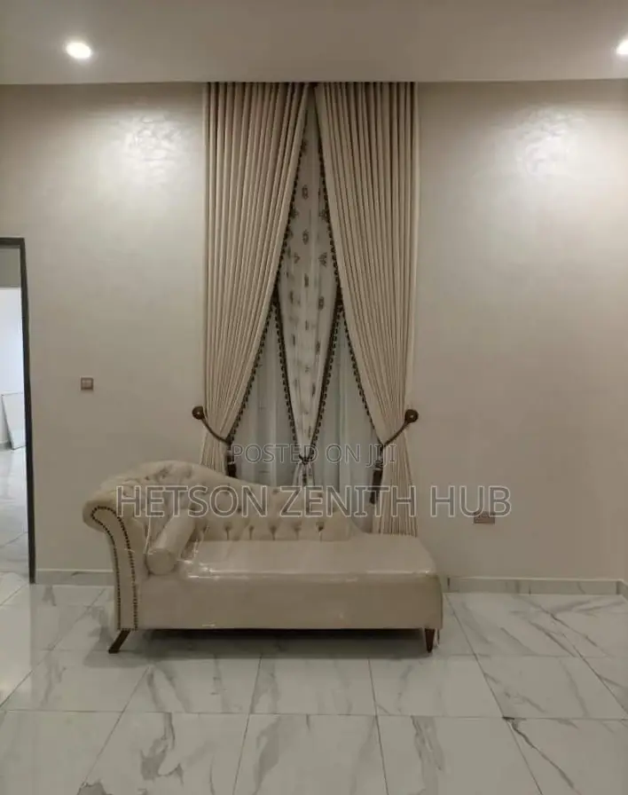 High Quality Curtains