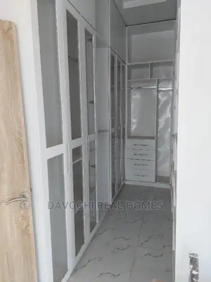 4bdrm Duplex in By Chevron Second, Lekki Phase 2 for rent
