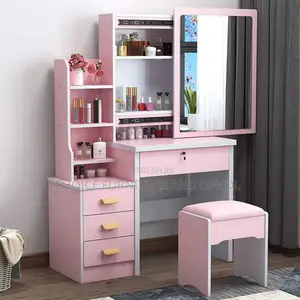 Make- Up Stations