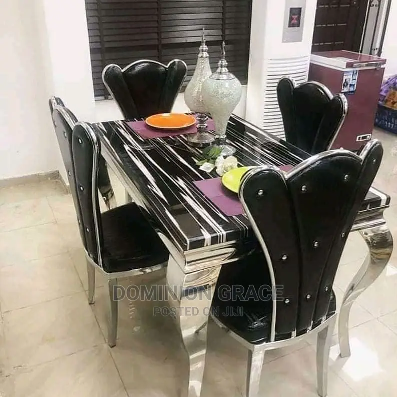 Quality Butterfly Dinning Set by 6seaters