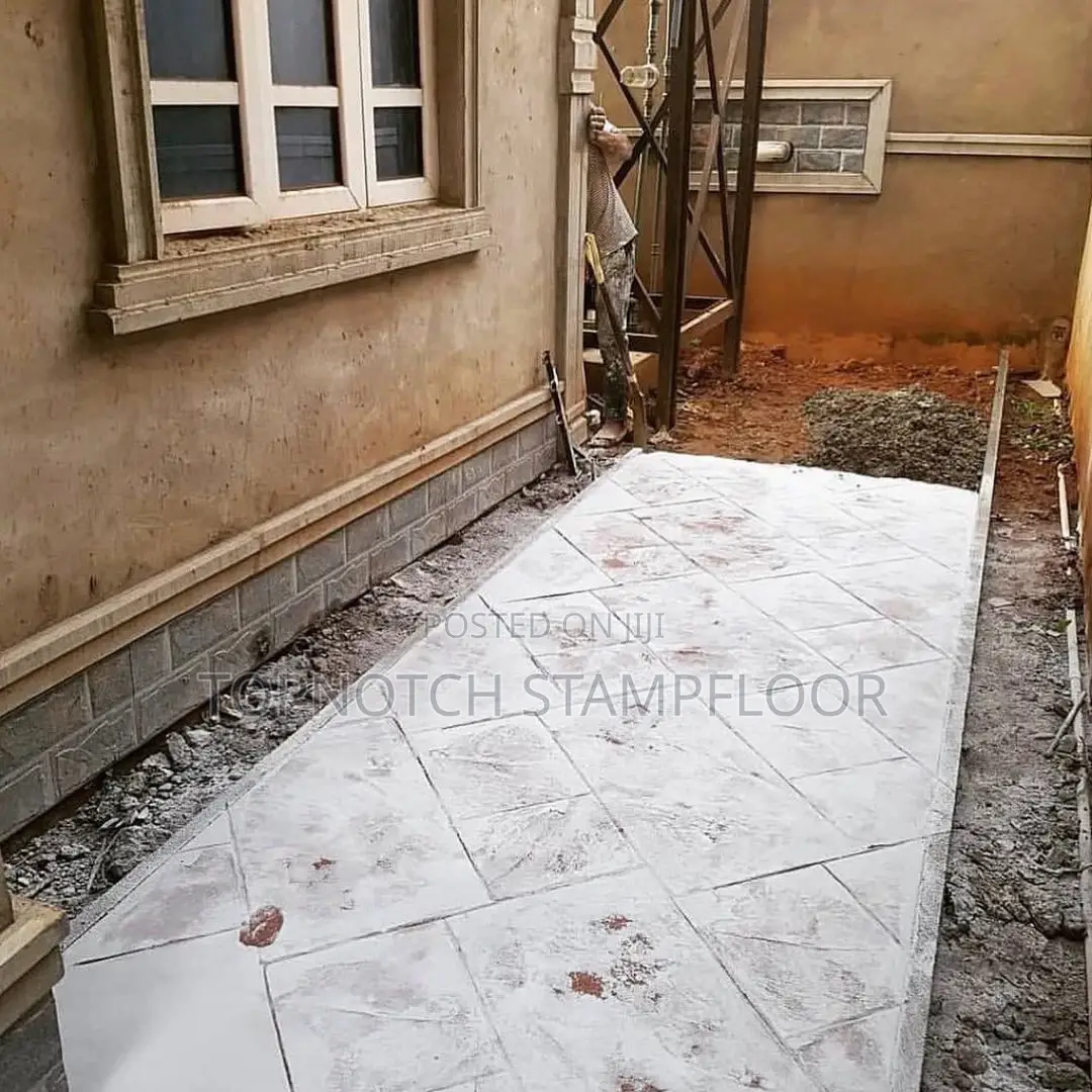 Standout Floor Design