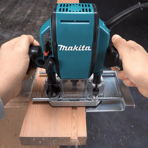 Rp0900 Makita Router Machine