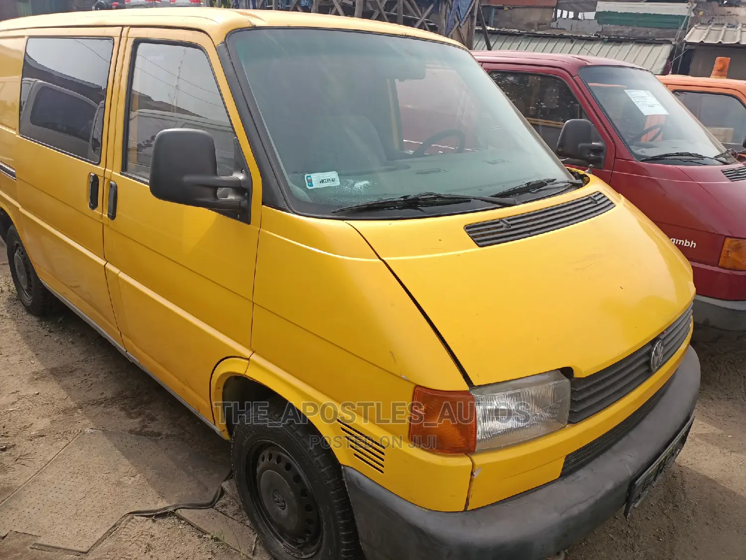 Volkswagen LT 2000 Yellow