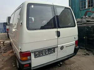 Volkswagen LT 2001 White