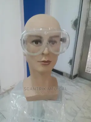 Chemical Splash Goggle With Clear Anti-Fog Lens