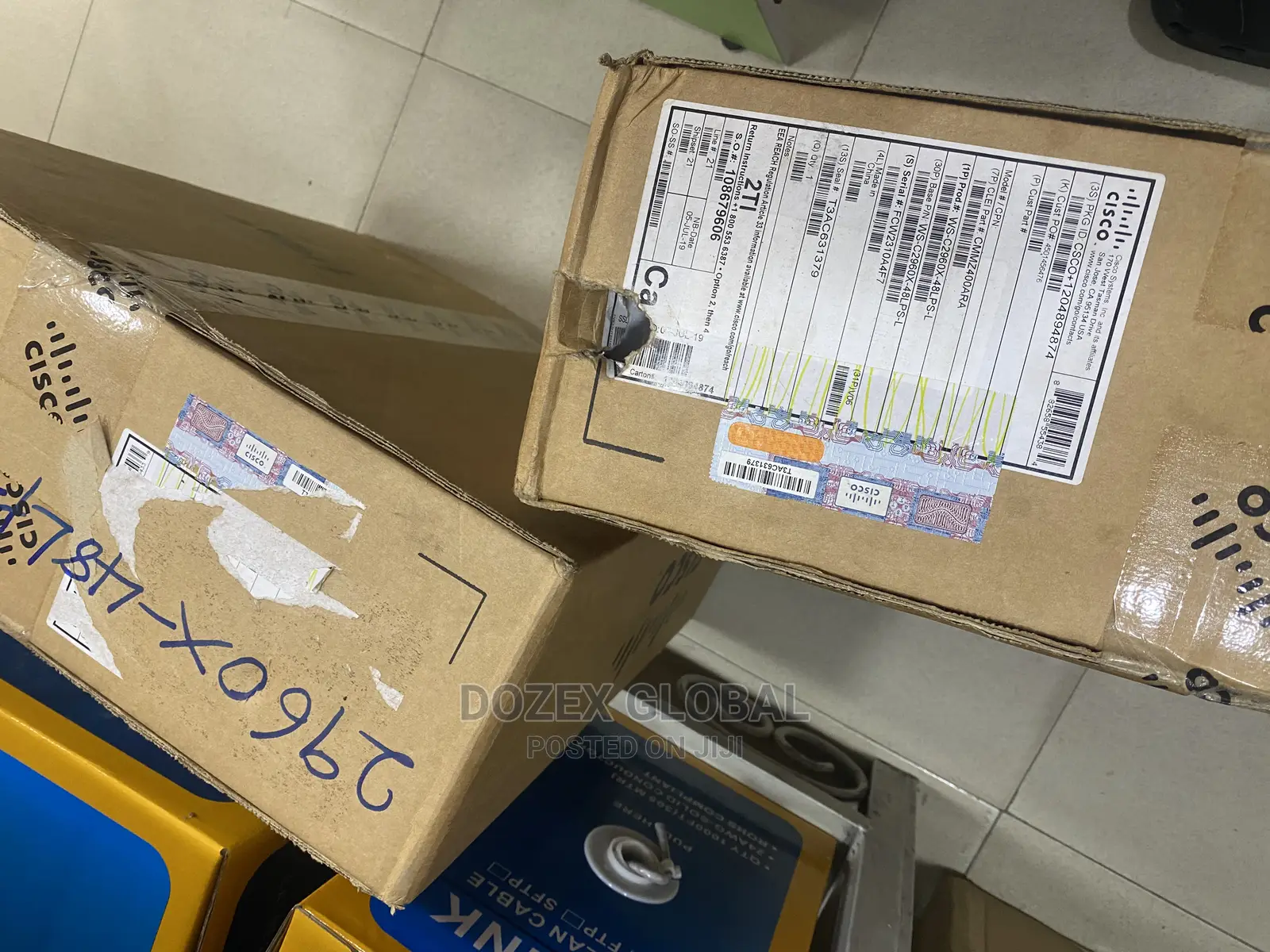 Cisco 2960x-48lps-L Switch