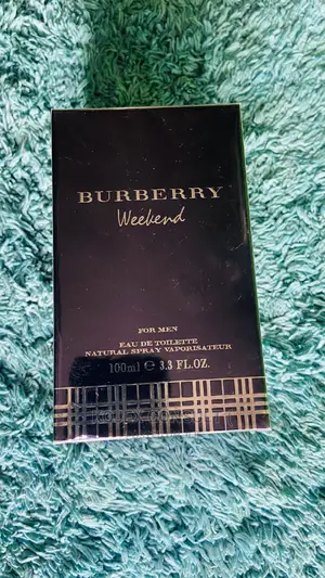 Burberry Weekend Perfume