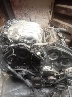 2005 Kia Opirus Engine