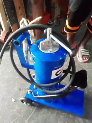 Grease Bucket Leg Operated