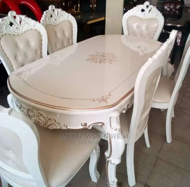 Royal Dinning Table Set