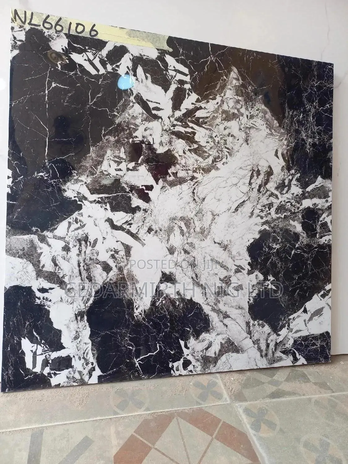 NL66106 Floor Tile
