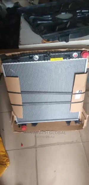 Mercedes Benz GLE 350 Radiator.