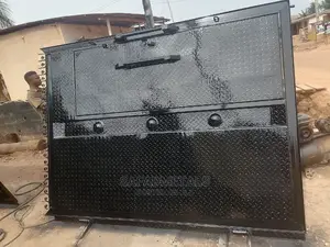 Gates With Full Chequered