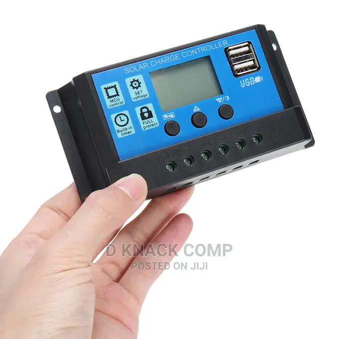 Solar Panel Controller Charge Regulator 12v/24v W/Dual Usb