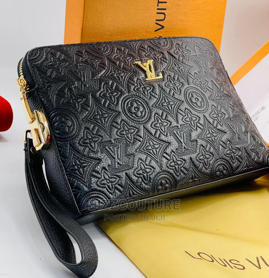 High Quality LOUIS VUITTON CLUTCHES Bag Available in Store in Central Business District Bags