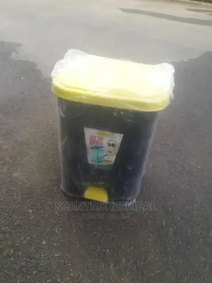 20 Litres Plastic Pedal Bins Waste Bin Trash Can