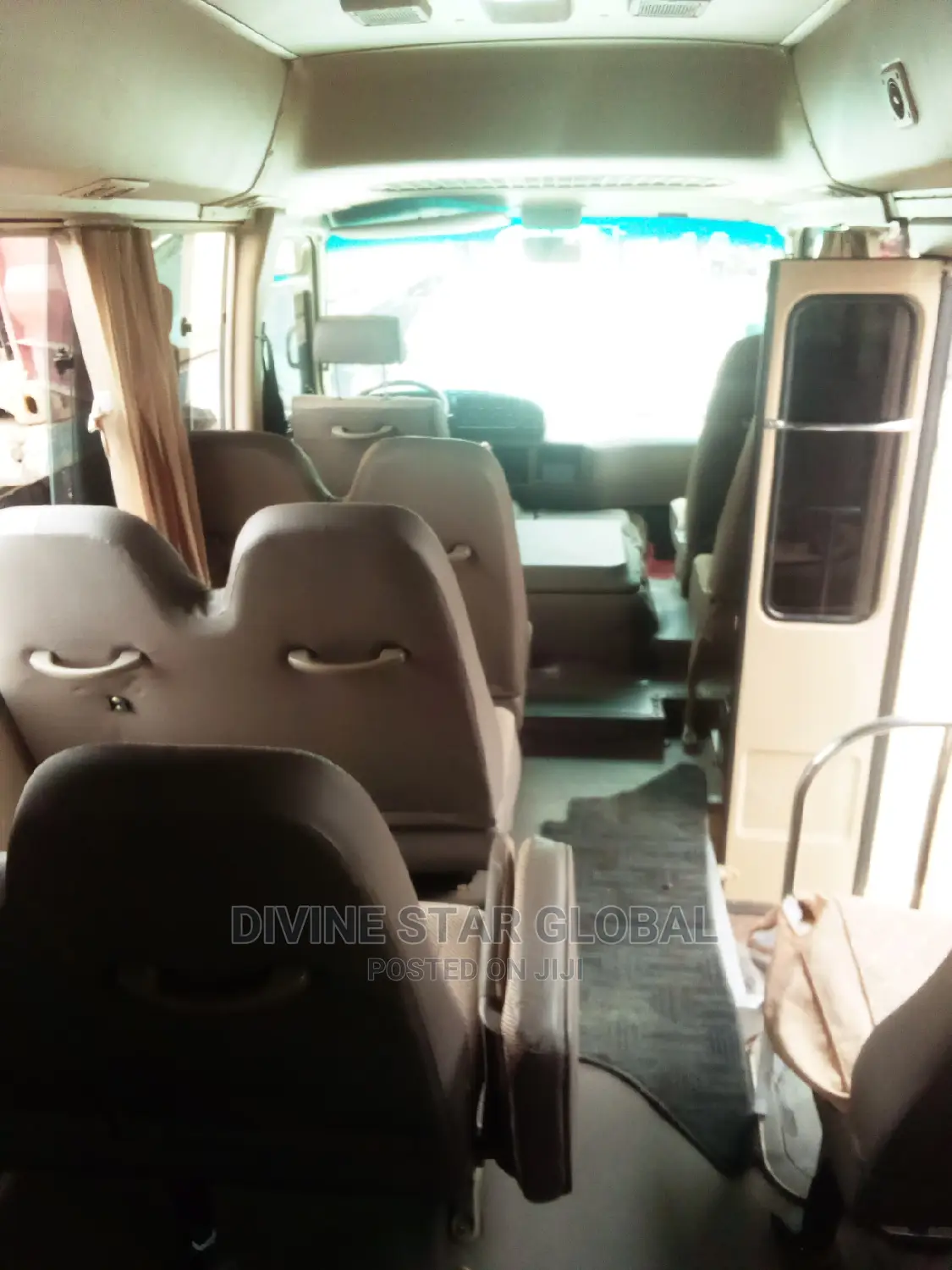 Toyota Coaster 2013 Gold