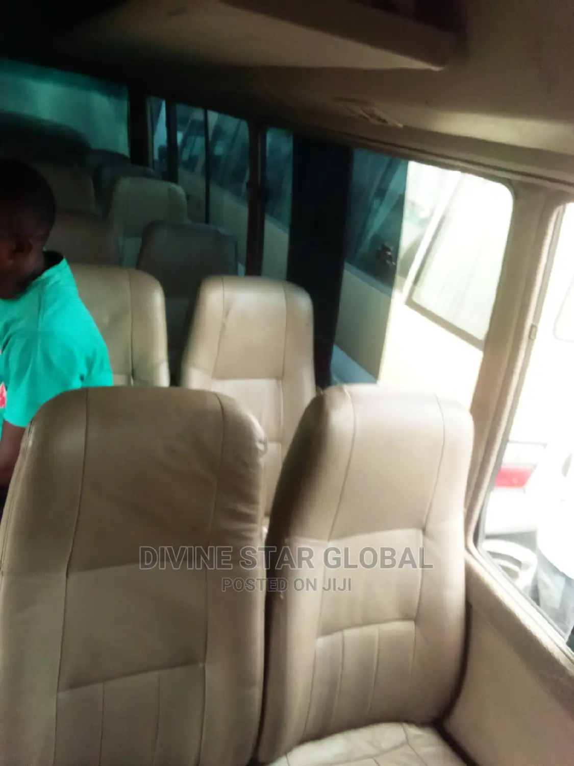 Toyota Coaster 2014 Gold