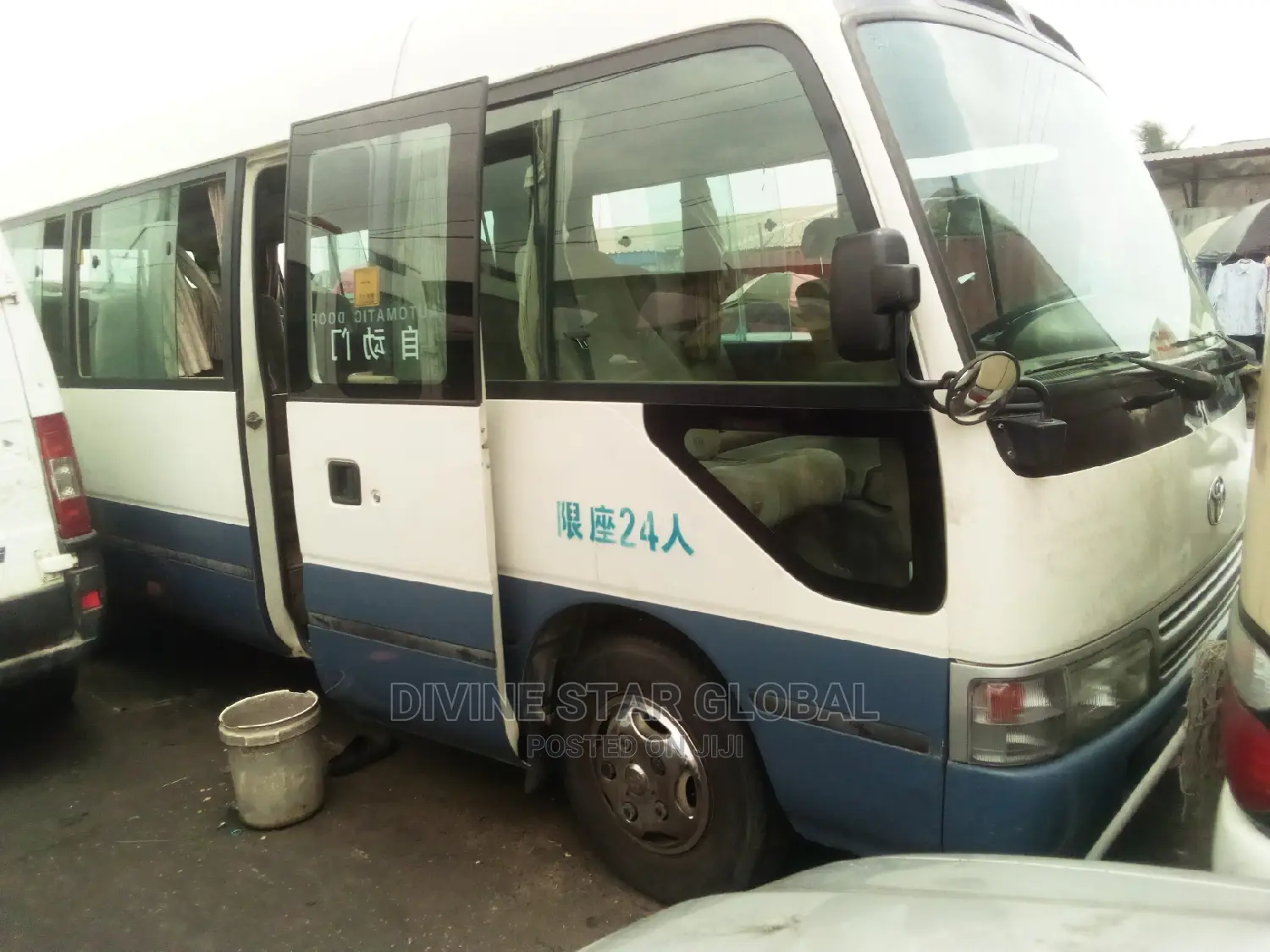 Toyota Coaster 2013 Blue