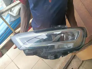 Complete Head Lamp Audi A3