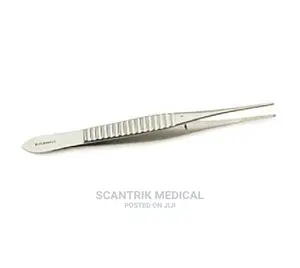 Surgical Dissecting Forceps Toothed