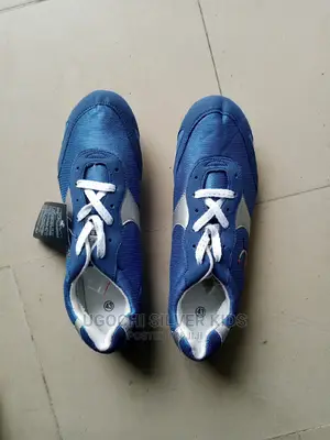 Running Spike Shoe Is Available
