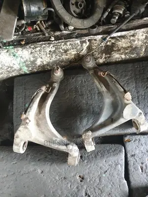 Hyundai Santa Fe Upper Arm