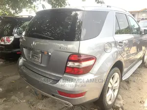 Mercedes-Benz M Class ML 350 4Matic 2010 Gray