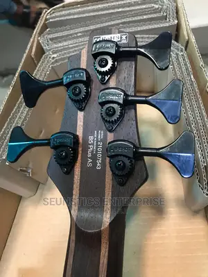 Cort B5 Plus AS Bass Active Guitar
