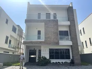 Furnished 3bdrm Block of Flats in Phase One Right By for sale