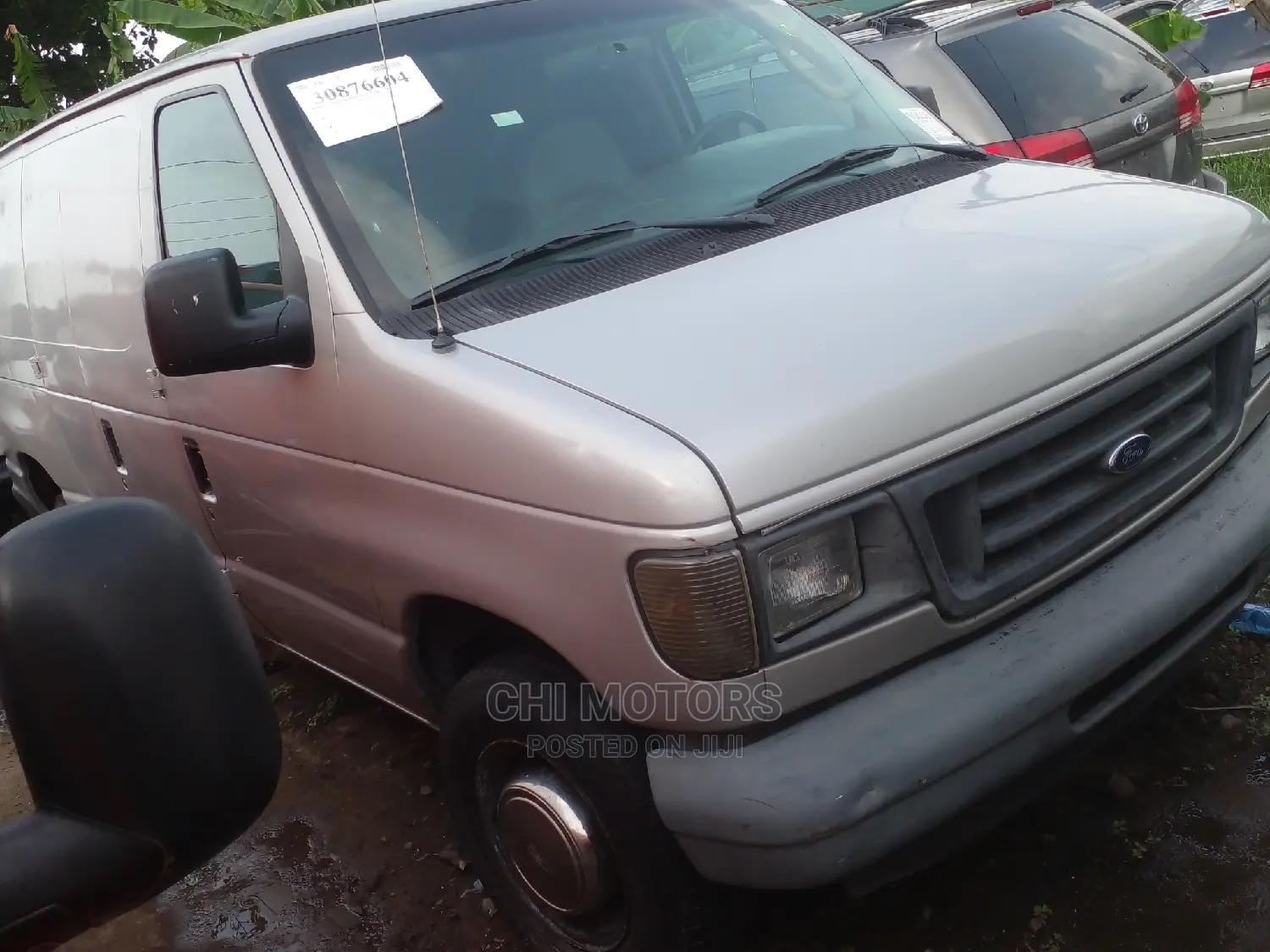 Ford E250 2006 Silver