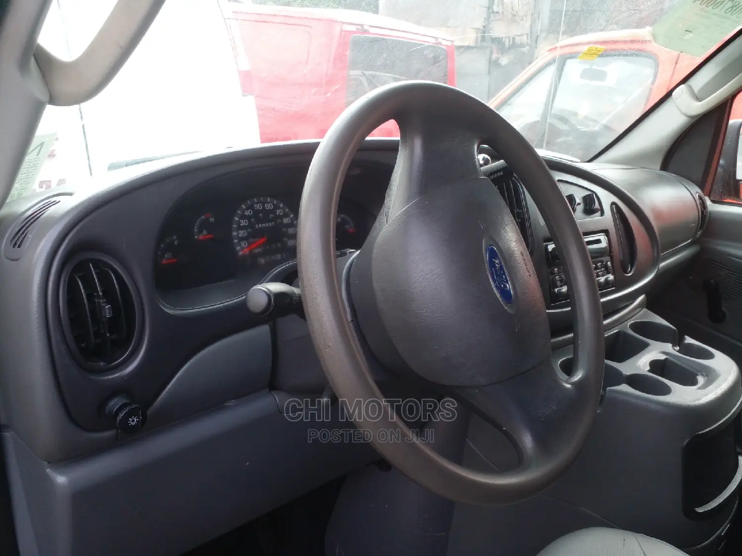 Ford E250 2006 Silver