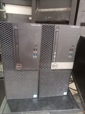 Desktop Computer Dell OptiPlex 3050 4GB Intel Core i3 HDD 500GB