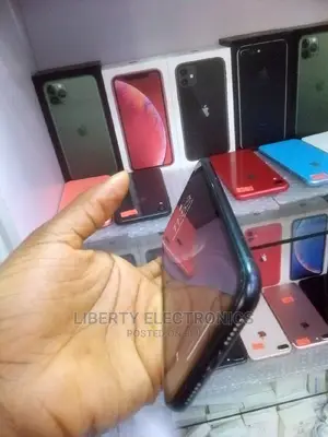 Apple iPhone XR 64 GB Black