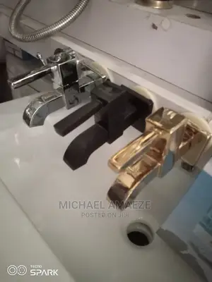 Wall Taps Original