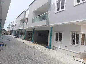 4bdrm Duplex in By Chevron Second for sale