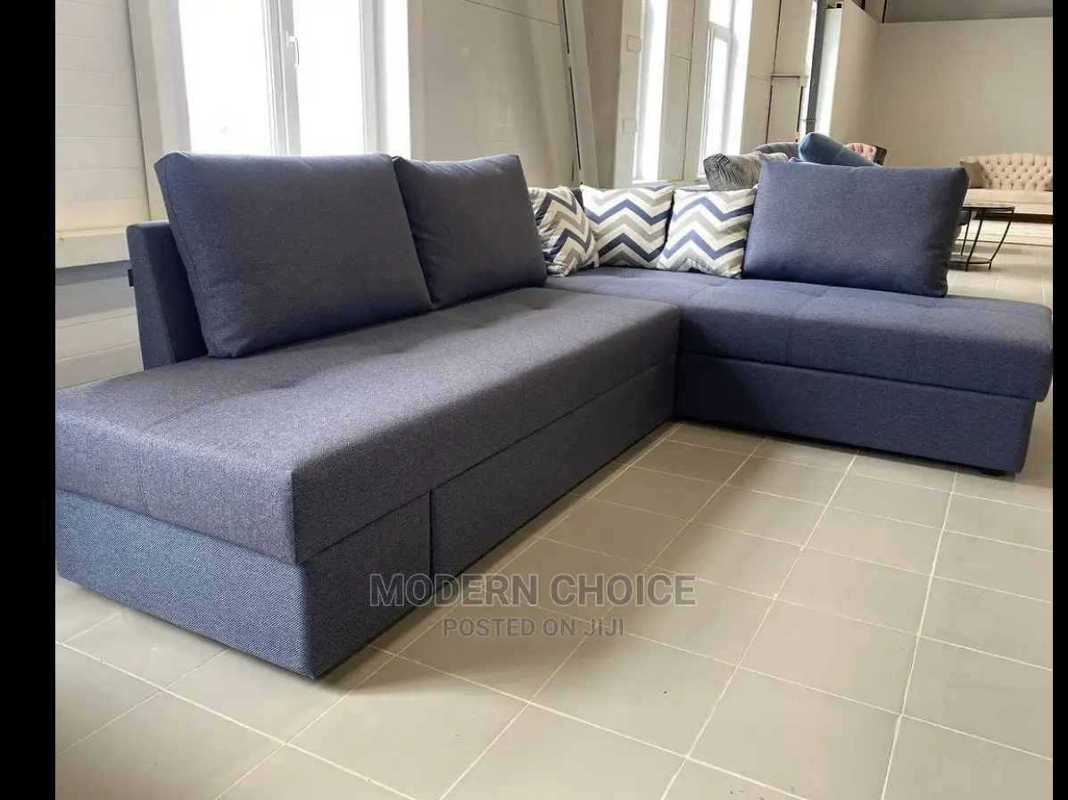Modern L-Shaped Sofa With Throw Pillow Backrest