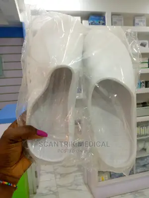 Nursing Clogs Beauty Salon Shoes Slip-On Cook Medical Shoe