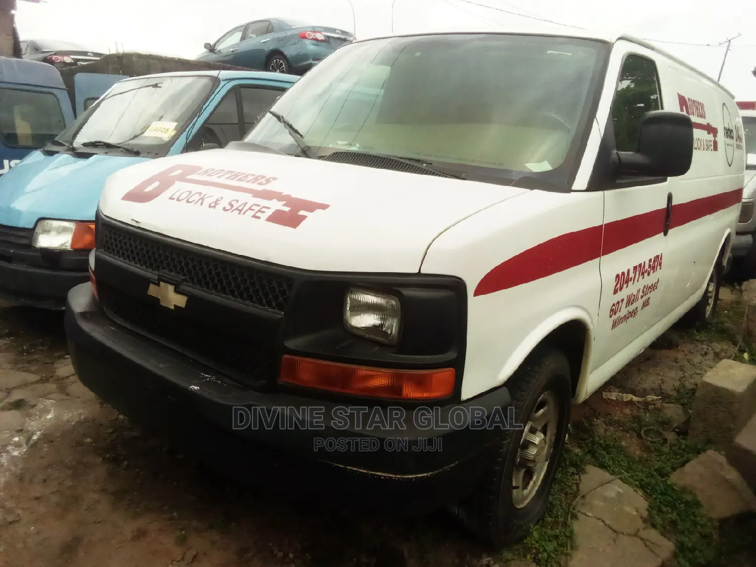 Chevrolet Shcool Bus 2000 White