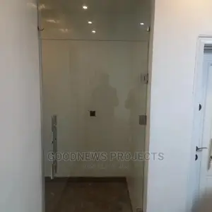 Single Glass Door With Fixed