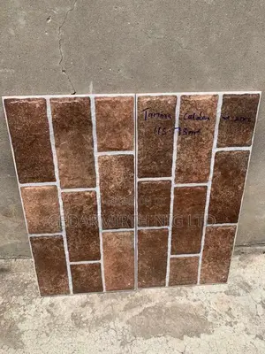 Tarima Caldera Exterior Wall