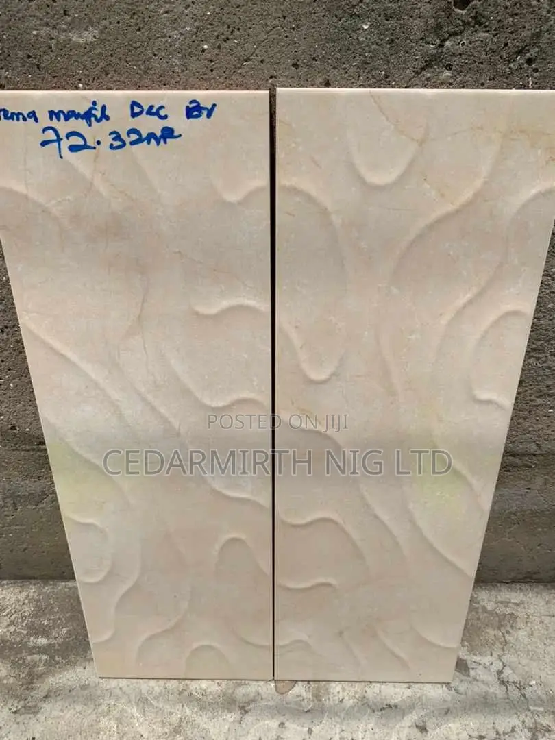 Creama Marfil Wall Design