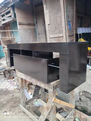 5ft Tv Console With Led Light
